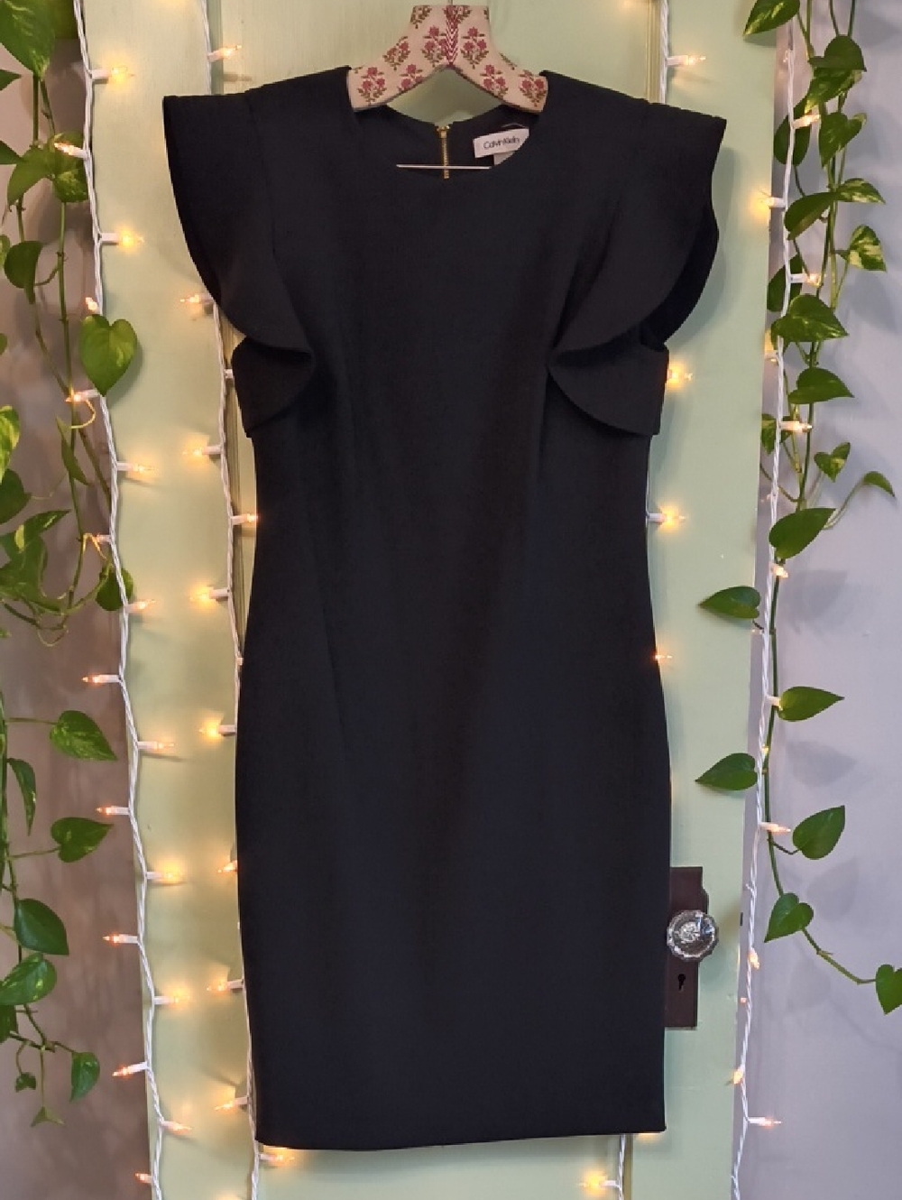 Women's Calvin Klein Black Cocktail Butterfly Sleeve Sheath Dress 10